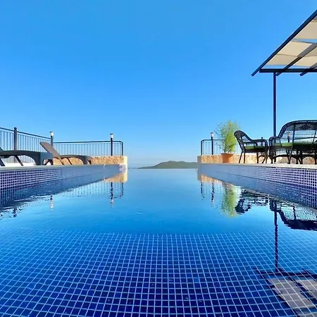 Ares Doga Manzarali 8 Kisilik